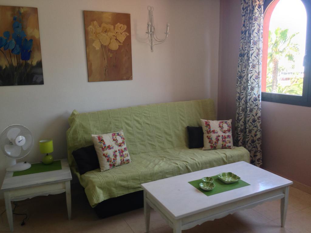 Oasis Royal Lägenhet Corralejo Exteriör bild